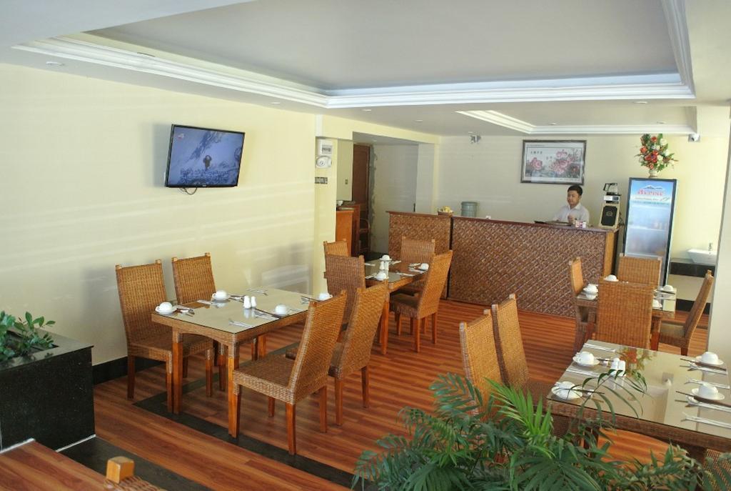 Hotel Wardan Янгон Екстериор снимка