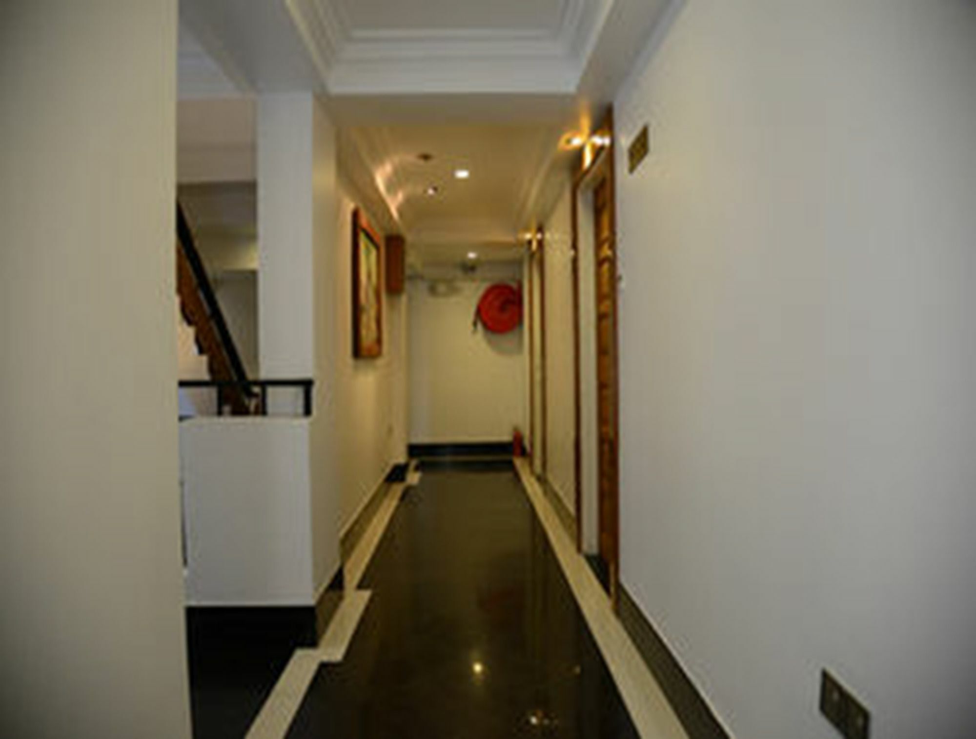 Hotel Wardan Янгон Екстериор снимка